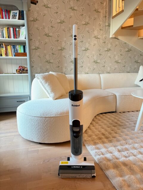 Kes tahaks endale Schboti robottolmuimeja kõrvale juhtmevaba märg- ja kuivpesu rullmopp põrandapesur-tolmuimejat Schbot? #schbot