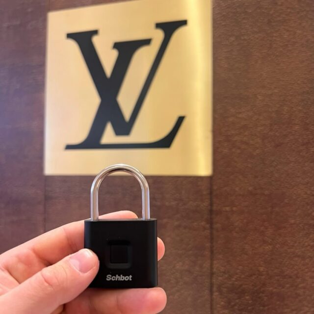 Tagi sõber kes koguaeg unustab võtmed maha ja võida endale nutikas ja tutikas sõrmejäljelugejaga Schboti digitabalukk Touch T10 ja sa ei vaja enam kunagi võtmeid 🔓🔒🤩

Võitja selgub 26.02.26

https://schbot.ee/shop/nutilukud/schbot-touch-t10-must/

#schbot #schbottoucht10 #toucht10 #padlock #smartpadlock