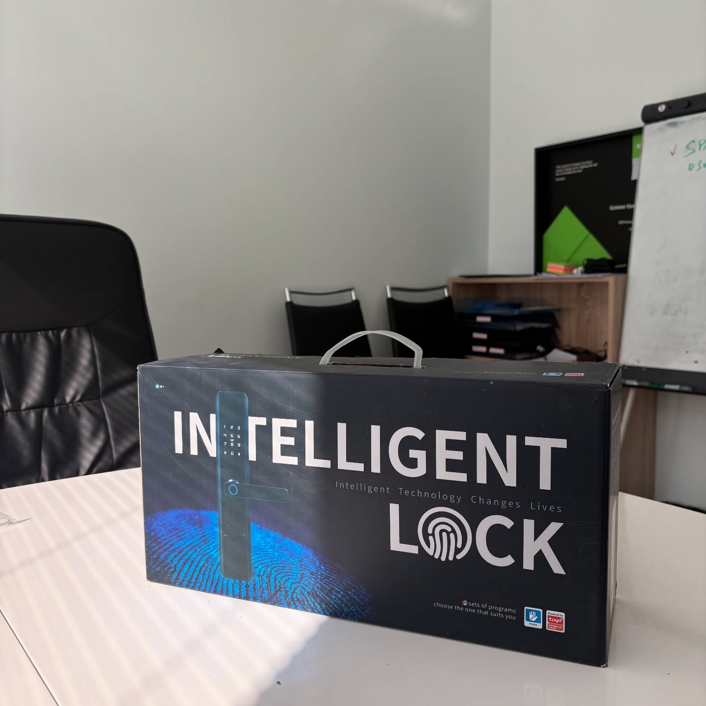 Igapäev üks Schboti nutilukk leiab uue omaniku. See mudel on päris populaarne: https://schbot.ee/shop/nutilukud/schbot-smart-eye-s20/

#schbot #digitallocks #nutilukk